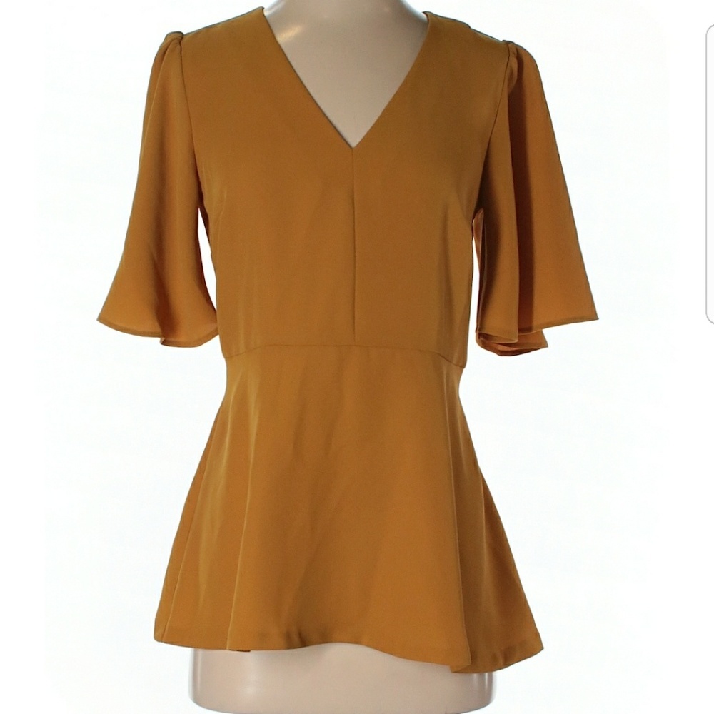 Iso! Ann Taylor ruffle sleeve peplum Mustard top